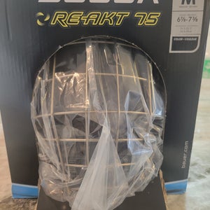 New Medium Bauer Re-Akt 75 Helmet with Cage