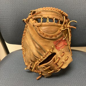 Re-laced/reconditioned Rawlings MJ50 catcher’s mitt-33.5 ’ RHT