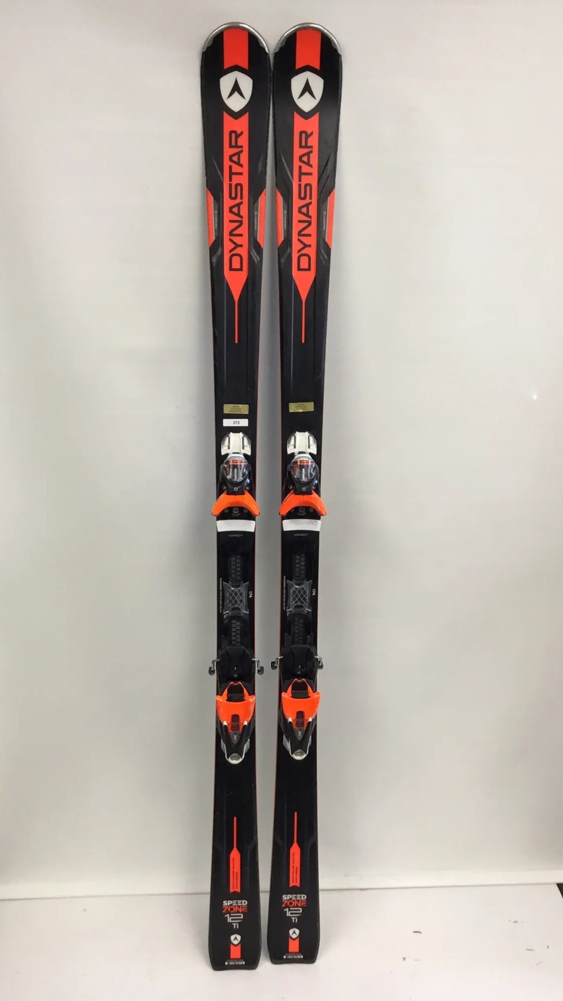 ディナスター スキー板 R30 - スキー