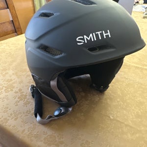 Unisex Small Smith MISSION MIPS Helmet FIS Legal