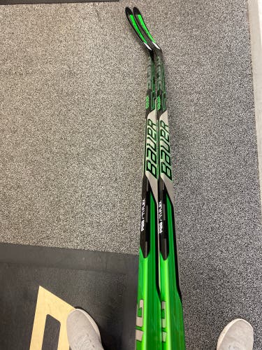 Senior Left Hand P28 Sling Hockey Stick 77 Flex