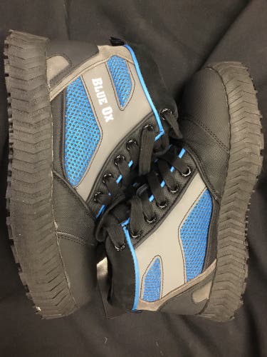 Blue Ox Mach1i broomball shoes SZ 9