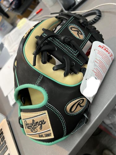 New Rawlings Heart of the Hide Baseball Glove 11.5"