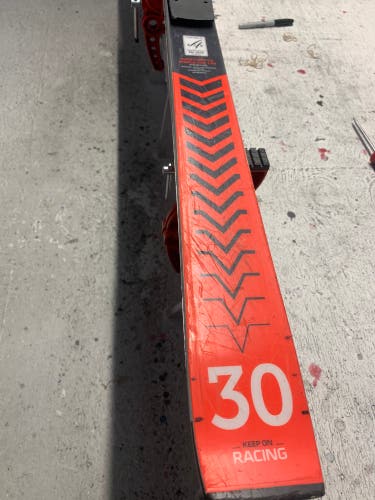 Volkl Racetiger 188cm 30m race skis ski giant slalom