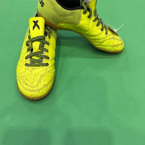 Adidas X Sala indoor soccer shoes Boys Size 2