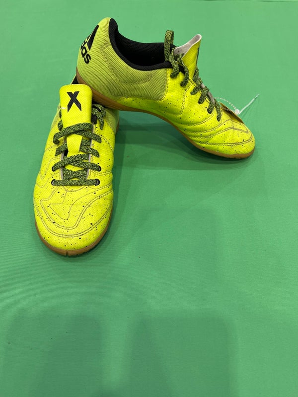 Adidas X Sala indoor soccer shoes Boys Size 2