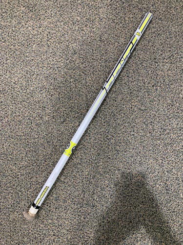 Used Maverik Bolt Lacrosse Shaft