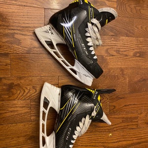 CCM Pro Stock Size 9.5E Super Tacks Hockey Skates Giordano