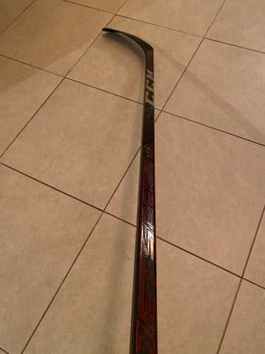 Intermediate Right Handed P90TM JetSpeed FT3 Pro Hockey Stick