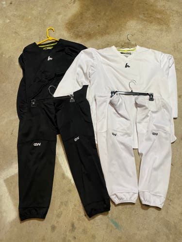Howie’s Open Hockey Scrimmage Jersey And Sock Bundle Size Large
