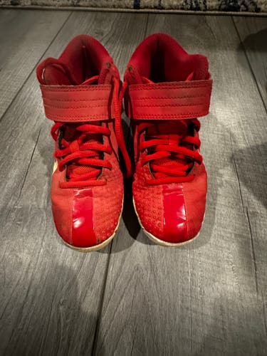 Red Youth Kid's Used Size 4.0 (Women's 5.0) Molded Cleats Nike High Top Trout