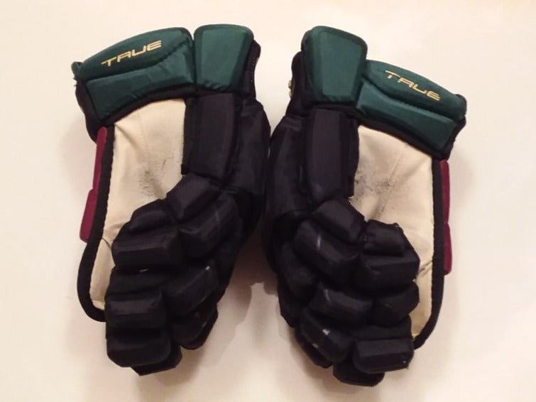 ARIZONA COYOTES Josh Brown game-worn 15-inch TRUE Catalyst 9X gloves  (2022-23 season)