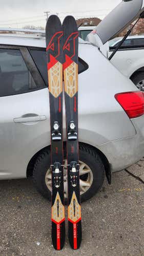 Used Unisex 2017 Nordica 185 cm Powder NRGY 100 Skis With Bindings Max Din 12