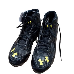 Used Under Armour Junior 03.5 Football Shoes