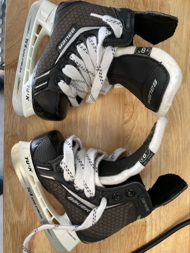 Youth ice skates size 8R Bauer Supreme one.4