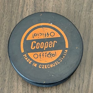 Cooper Official NHL HOCKEY SUPER VINTAGE Czechoslovakia Collectible Hockey Puck!
