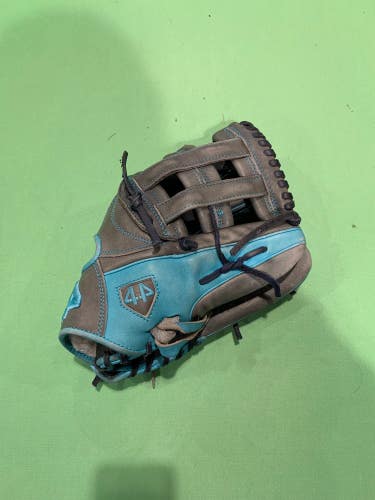 Used 44 Pro Signature Series Right-Hand Throw Outfield Baseball Glove (11.75")