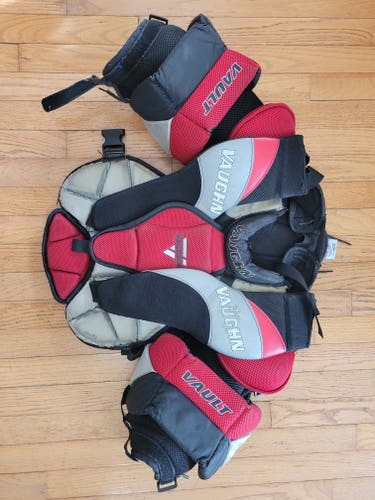 Used Medium Vaughn Vault Goalie Chest Protector