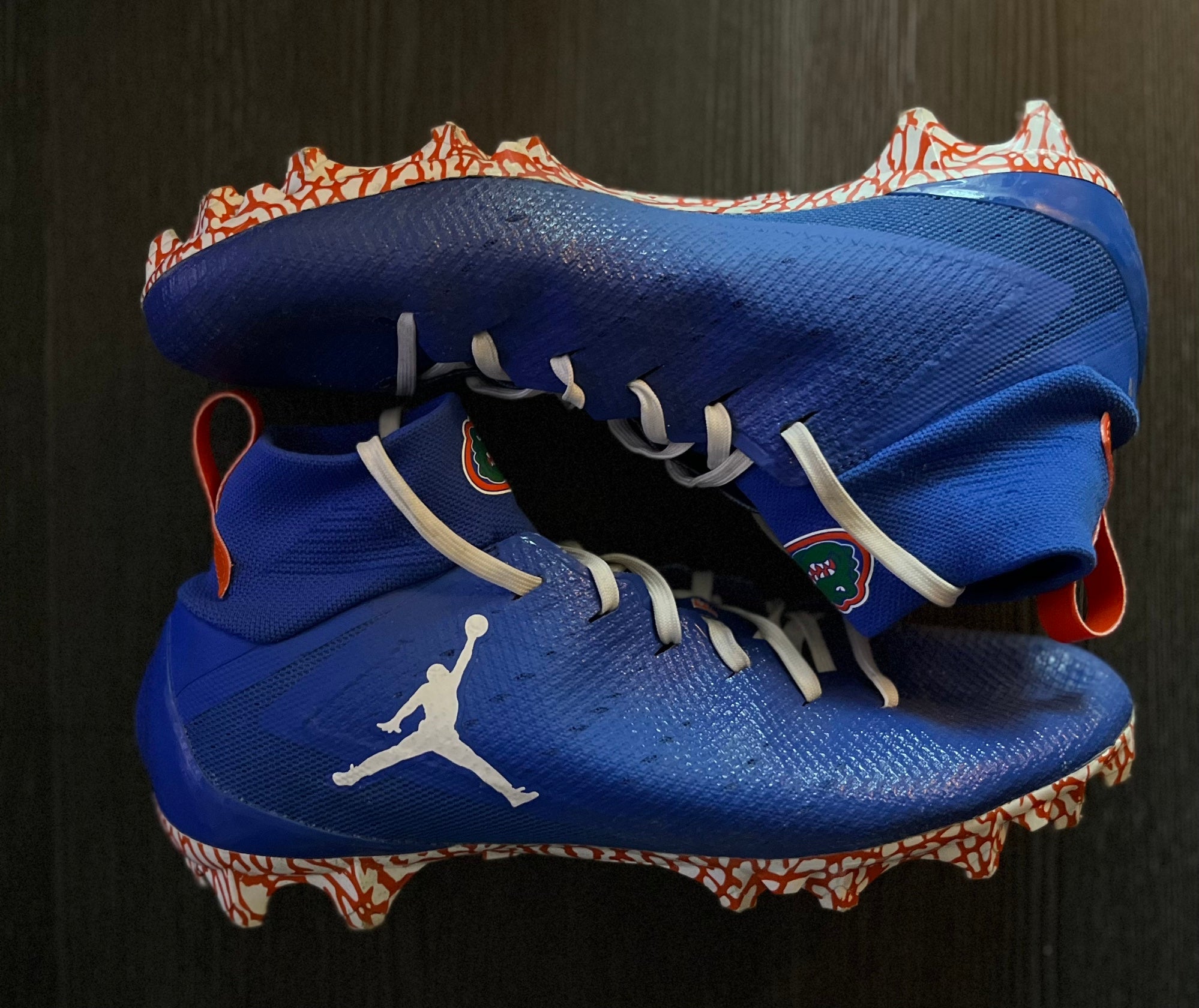 Florida gator best sale football cleats