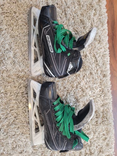 Junior Used Bauer Supreme S170 Hockey Goalie Skates Regular Width Size 3.5