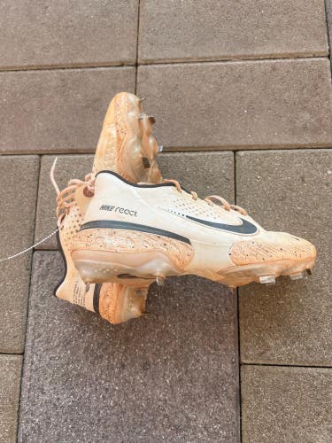 Used Men's 9.5 (W 10.5) Metal Nike Cleat Height Footwear