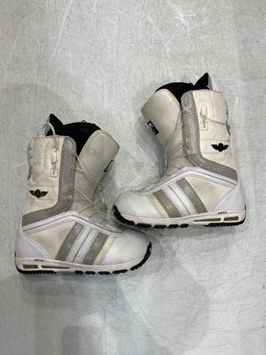 Used Men's Men's 8.5 (W 9.5) Burton Ruler Snowboard Boots Stiff Flex
