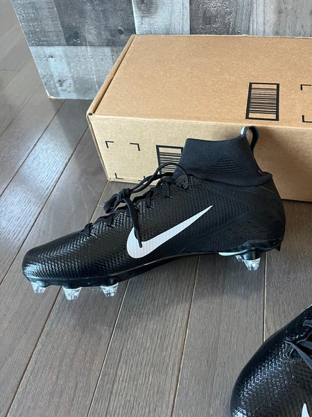 Nike Vapor Untouchable Pro 3 D Football Cleats AO3022 010 Men s