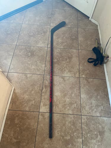Lightly Used CCM Jetspeed FT4 Pro In Senior P90M 85 Flex