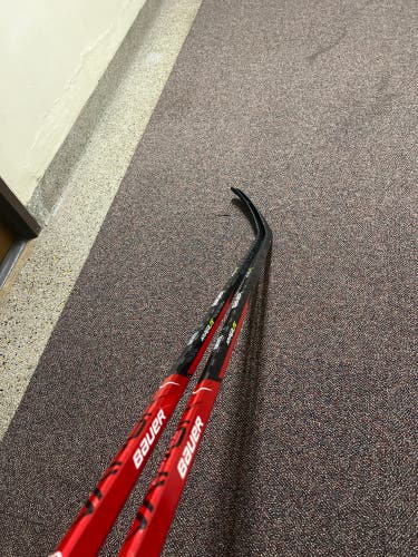 *2 PACK* BAUER VAPOR ADV DRESSED AS RED HYPERLITE