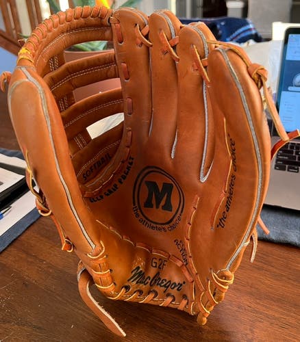 Used Right Hand Throw Infield Softball Glove 12"