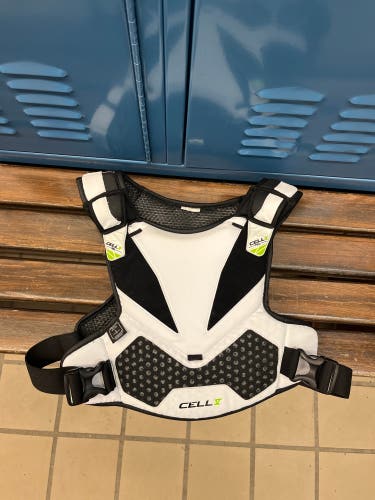 Stx cell 5 shoulder pads