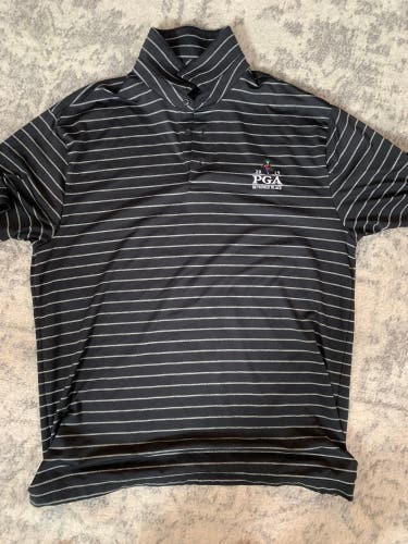 Black Used Men's Under Armour Shirt