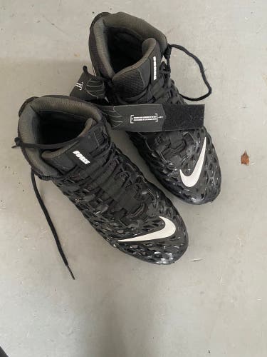 Molded Cleats Mid Top Force elite