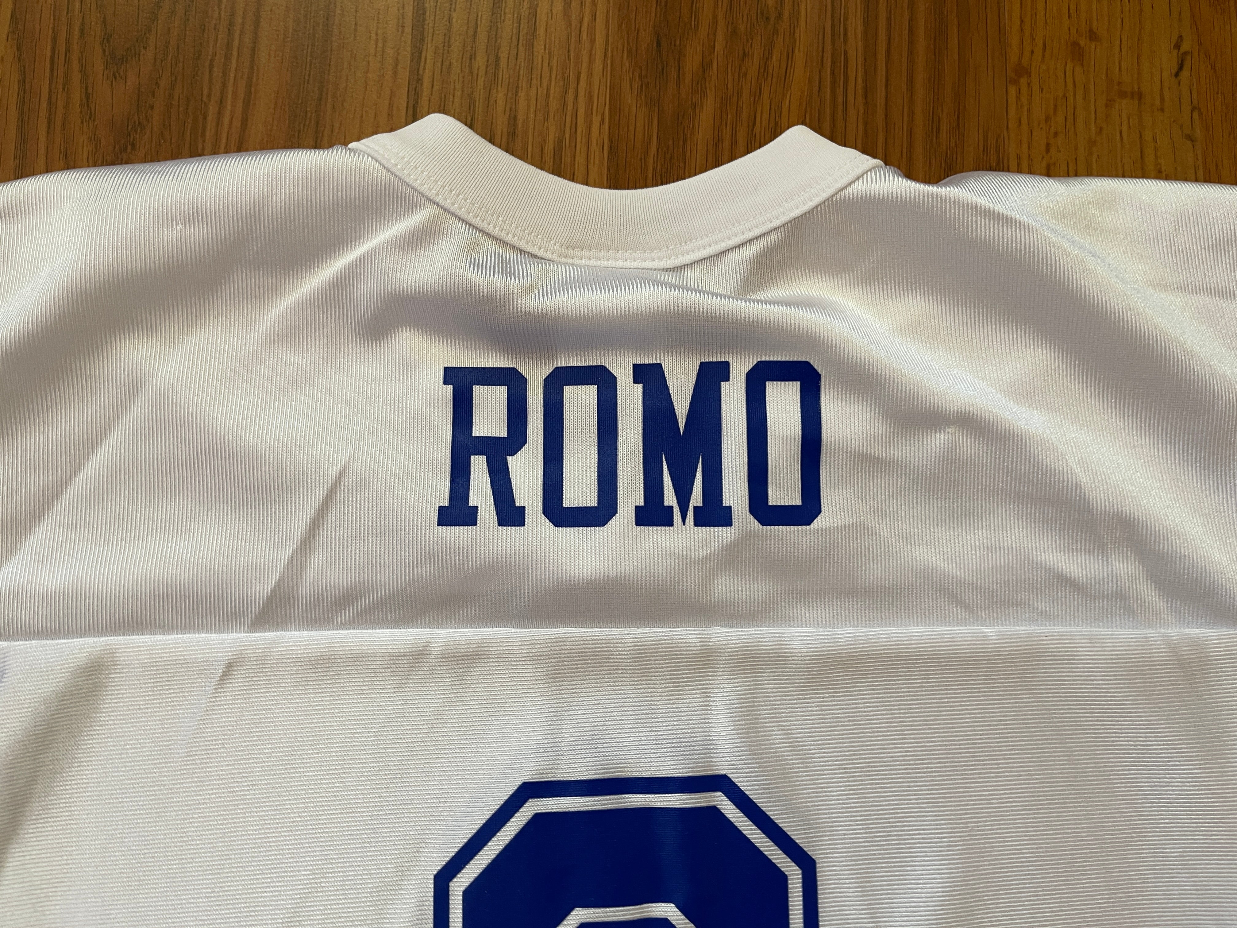 Dallas Cowboys Tony Romo #9 NFL FOOTBALL Women's Cut Size Medium