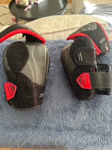 Used Medium Bauer  Vapor 1X Lite Elbow Pads