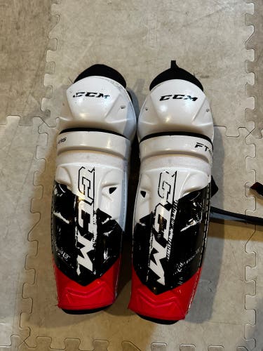 CCM  Jetspeed FT485 Shin Pads