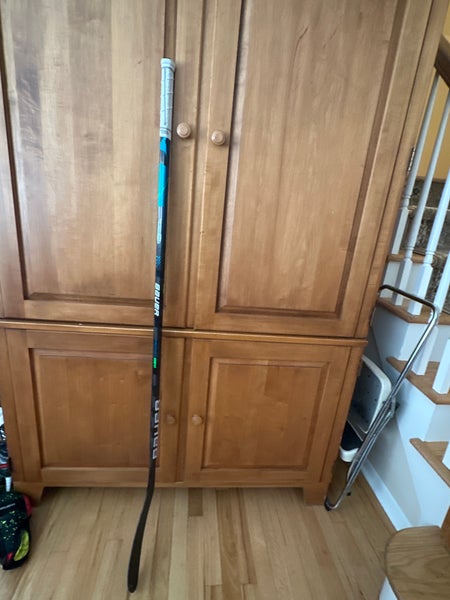 Junior Right Handed P92 Nexus Geo Hockey Stick