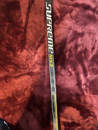 Used Junior Bauer Left Hand Supreme MX3 Hockey Stick P92