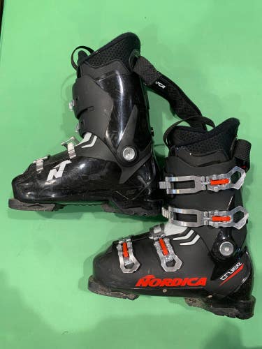 Used Men's Nordica Cruise (305mm) Ski Boots - Size: Mondo 26.5