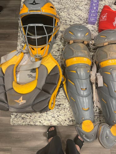 All Star System 7 Catcher's Set