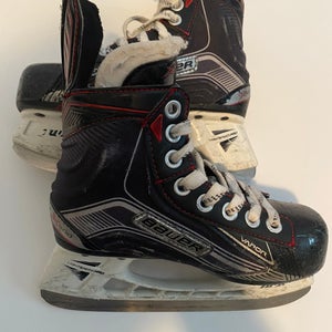 Used Bauer Regular Width Size 13 Vapor X500 Hockey Skates
