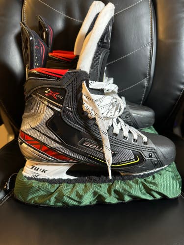 New Bauer Extra Wide Width Pro Stock Size 9** Vapor 2X Pro Hockey Skates Updated Description
