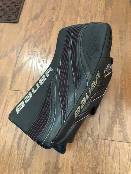 Senior Goalie gloves Bauer