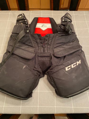 Intermediate Used Small CCM E2.9Hockey Goalie Pants