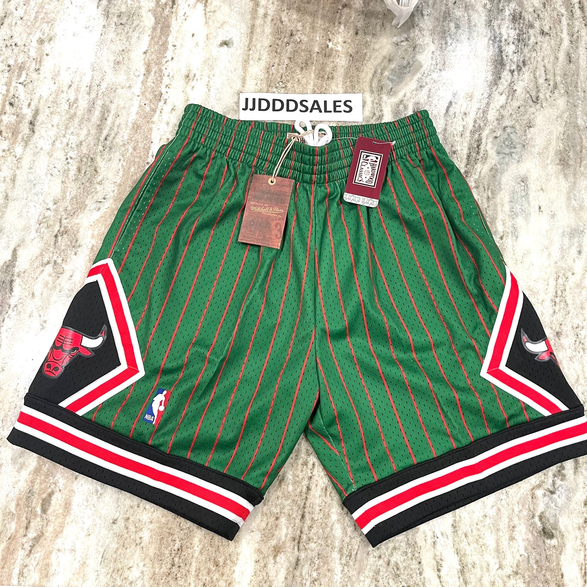 Mitchell & Ness Bulls Swingman Basketball Shorts