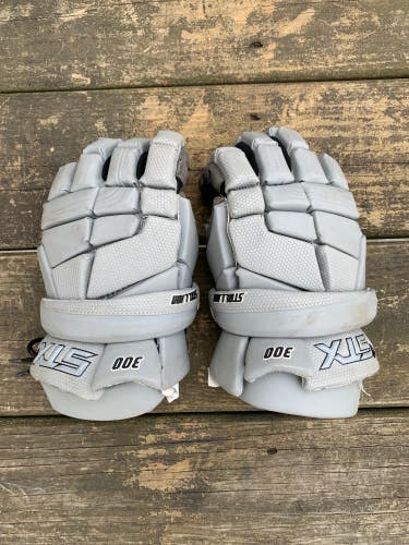 Used STX Stallion 300 Lacrosse Gloves (10")