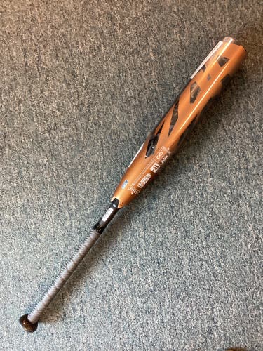 2022 DeMarini (-8) 30"22oz. Zoa Bat Warranty Bat