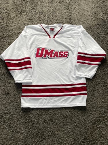 Men’s University of Massachusetts Hockey Jersey