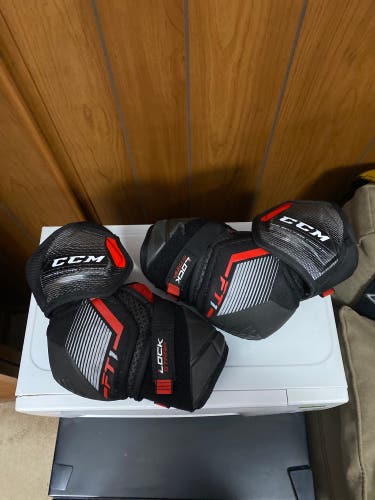 Used Medium CCM  JetSpeed FT1 Elbow Pads