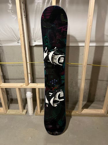 Men's  Rossignol With Bindings True Twin District Snowboard